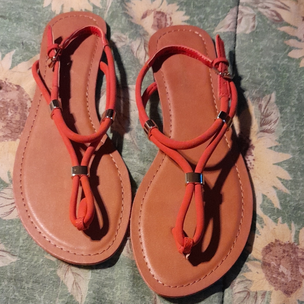 American Eagle Stylish Orange  Sandals for Women Size 9, BRAND NEW With Box